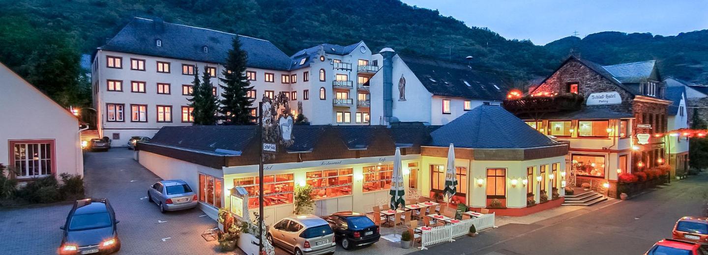© Eurotours Schloß-Hotel Petry, Treis Karden
