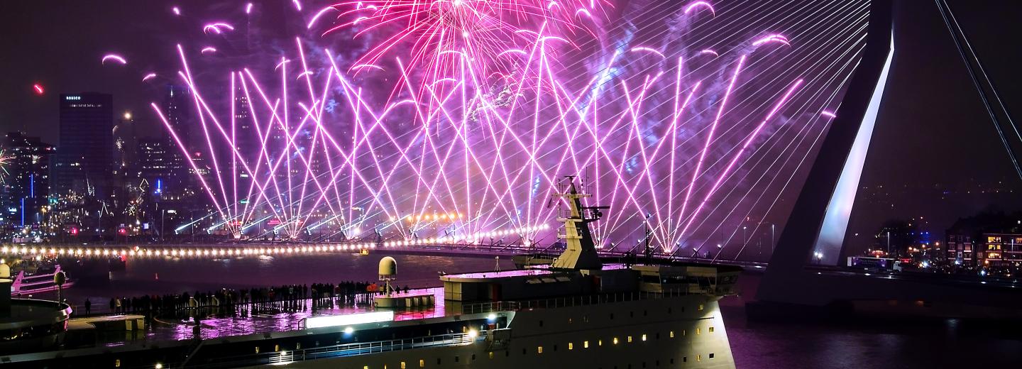 © Giuseppe Moscarda Rotterdam: Auf ins neue Jahr an Bord!