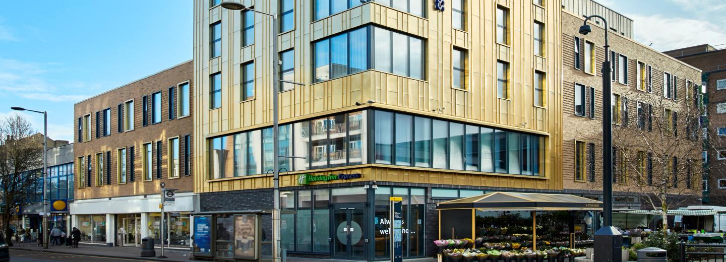 © Eurotours Holiday Inn Express London Ealing