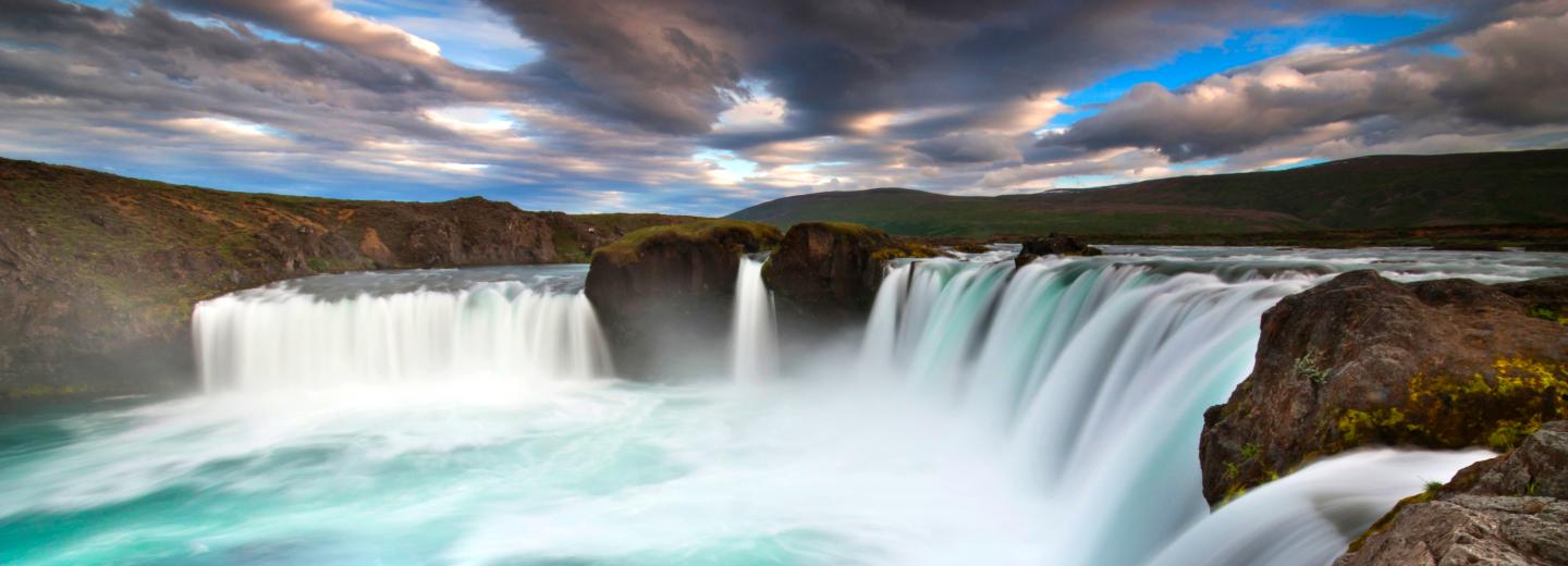 © Eurotours Wasserfall Godafoss, Island
