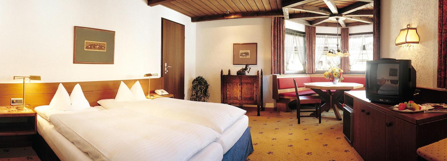 © Eurotours Erkerzimmer ''Kirchenglocken''