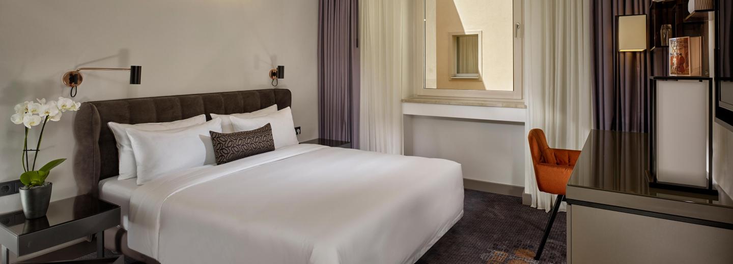 © Eurotours Zimmerbeispiel
