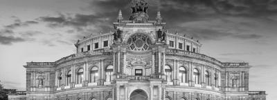 9257991/dresden-semperoper-istock-73839623-xlarge_1530002403193.jpg