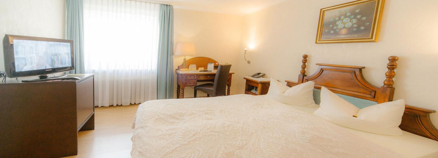 © Eurotours Zimmerbeispiel
