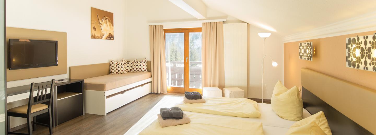 © Eurotours Zimmerbeispiel