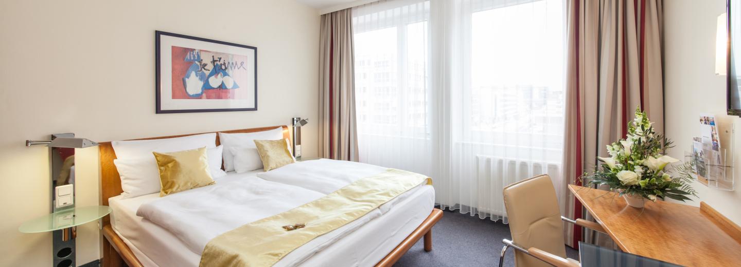 © Eurotours Zimmerbeispiel