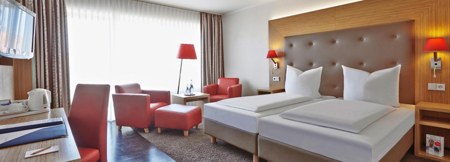 © Eurotours Doppelzimmer Landseite