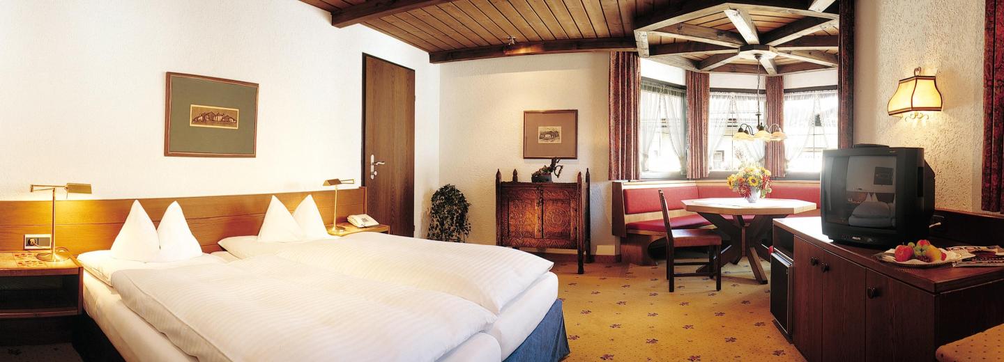 © Eurotours Erkerzimmer Tirol
