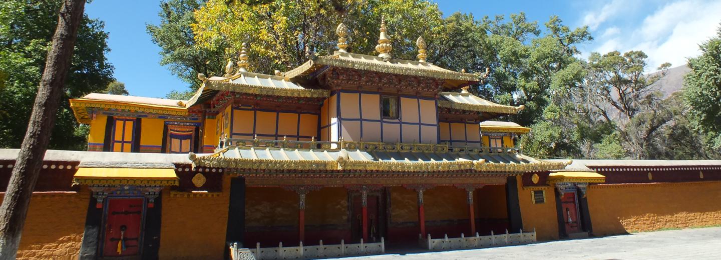 © Eurotours Norbulingka