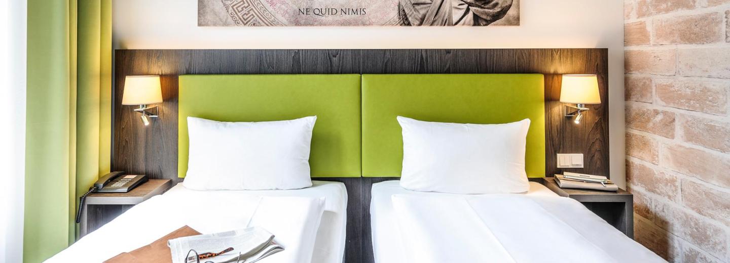 © Eurotours Zimmerbeispiel