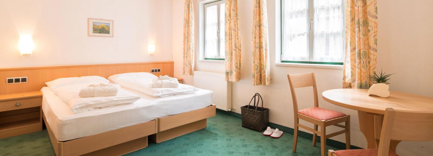 © Eurotours Zimmerbeispiel