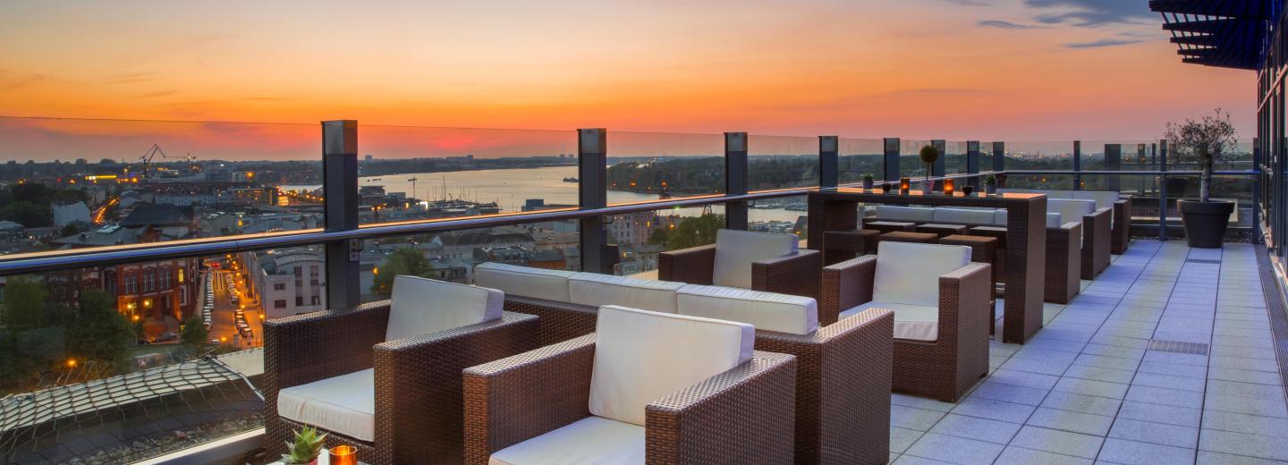 © Eurotours Rostock: Großstädtisches Flair mit hanseatischer Architektur