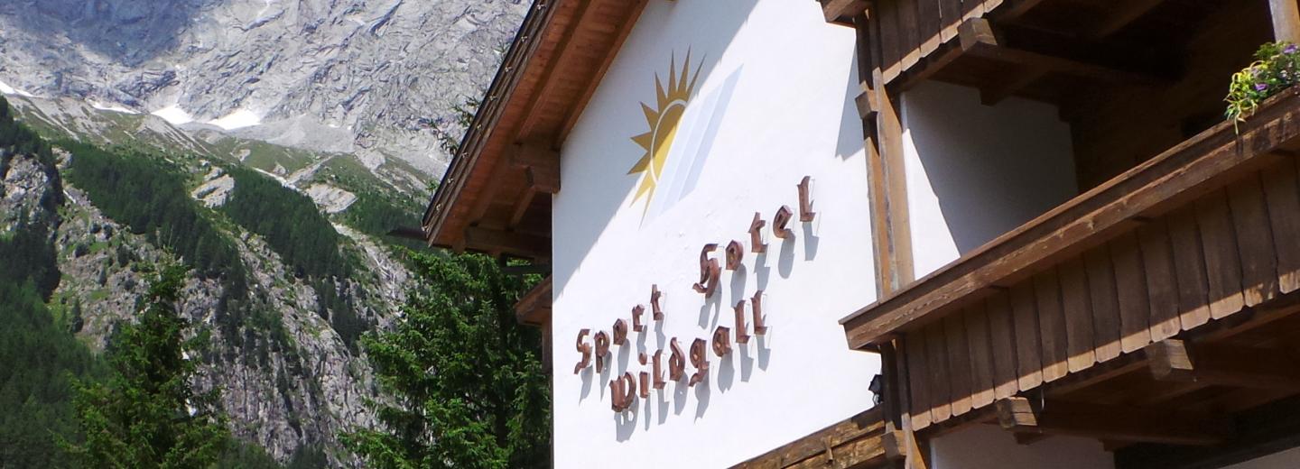 © Eurotours Antholz: Spektakuläre Bergwelt der Dolomiten