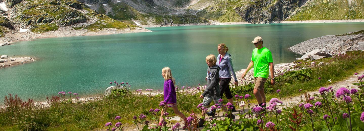 © Eurotours Uttendorf im Pinzgau: Eines der landschaftlich schönsten Tauerntäler