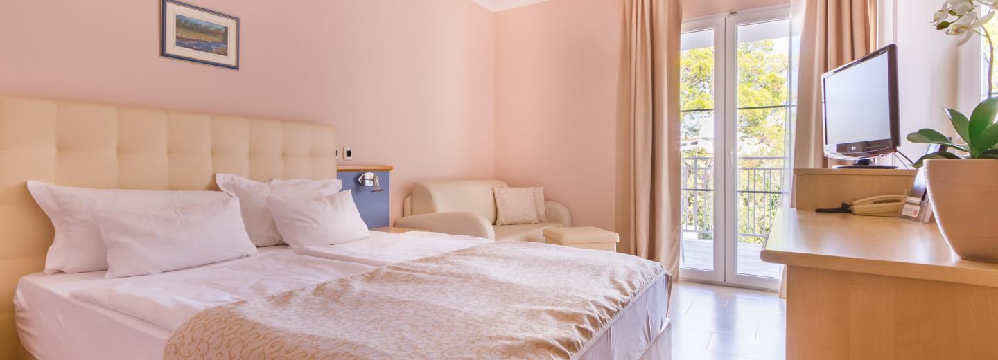© Eurotours Zimmerbeispiel