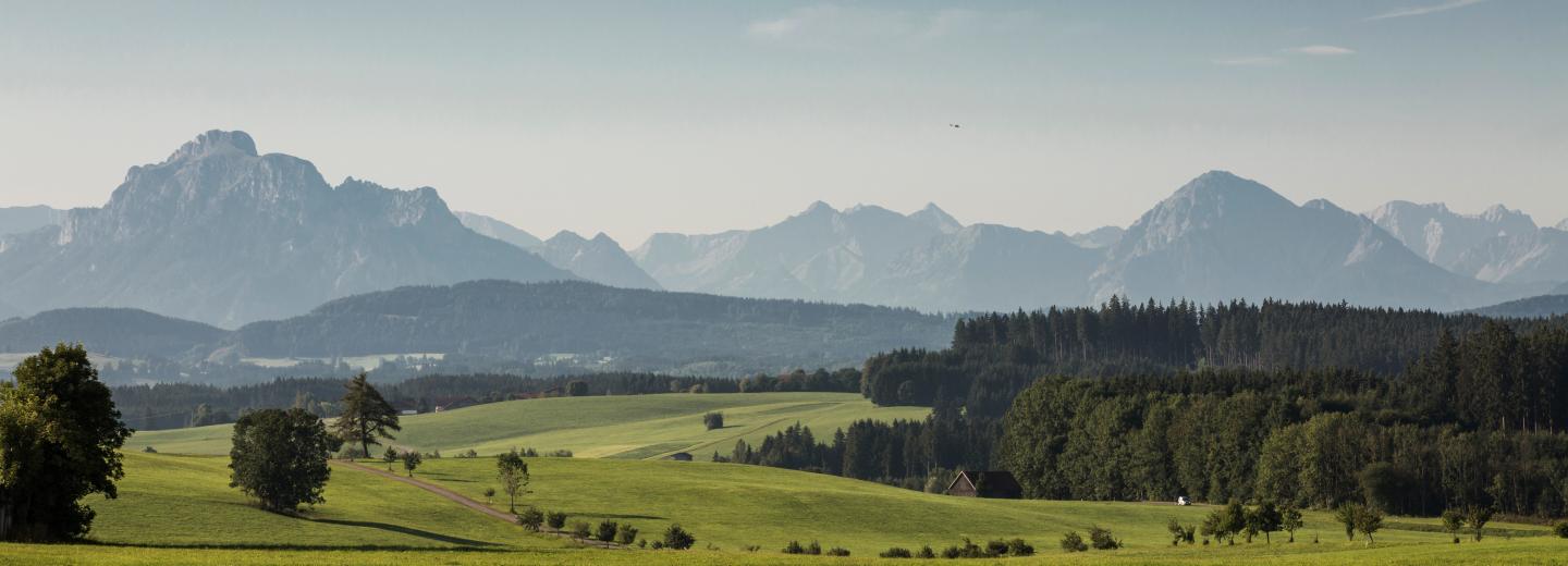 © Panoramahotel Oberjoch GmbH Luxus pur mit Porsche und Champagner im Allgäu