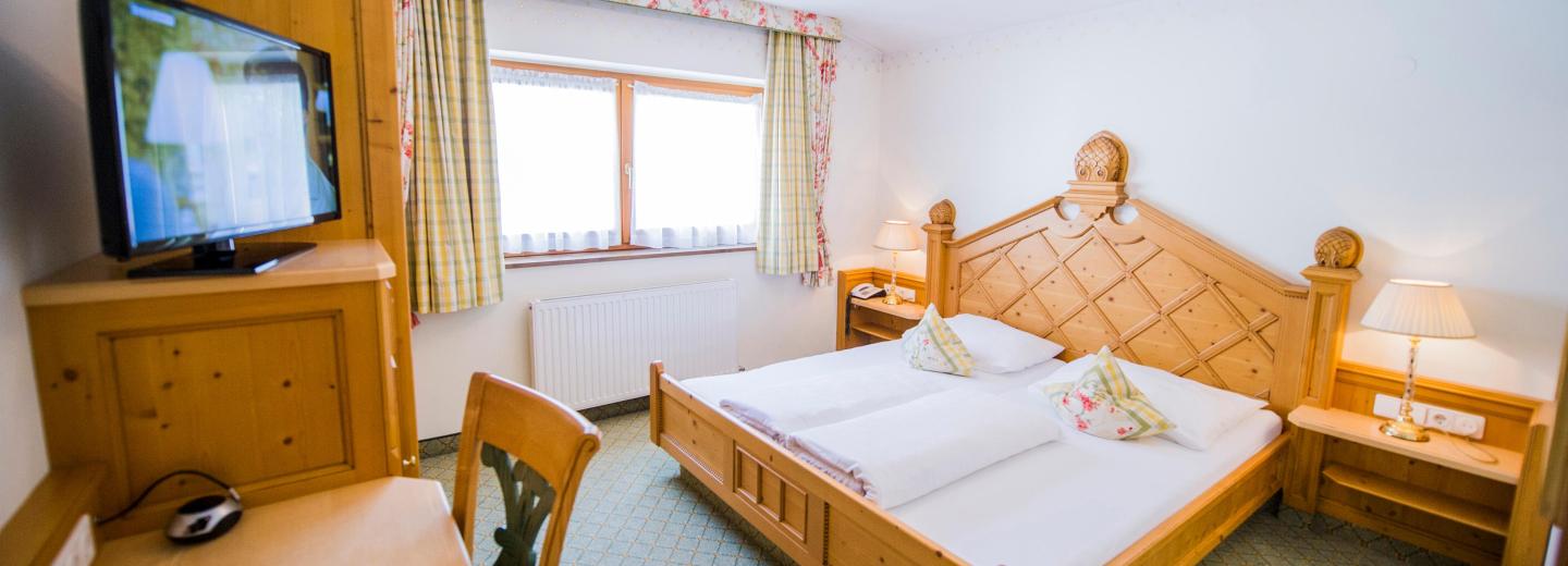 © Eurotours Zimmerbeispiel