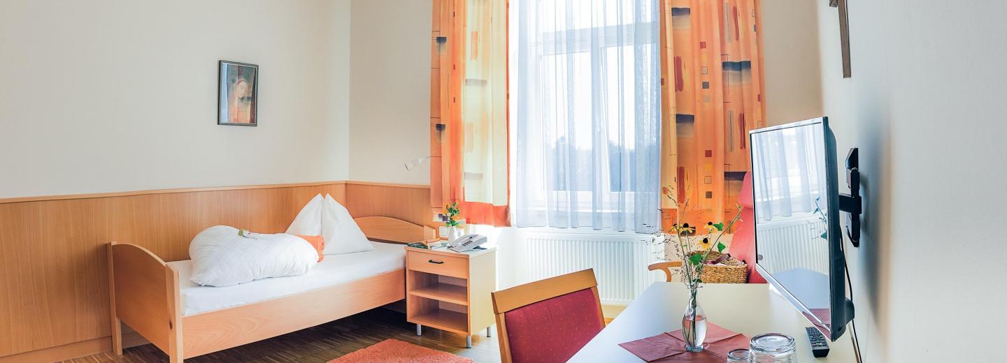 © Eurotours Zimmerbeispiel