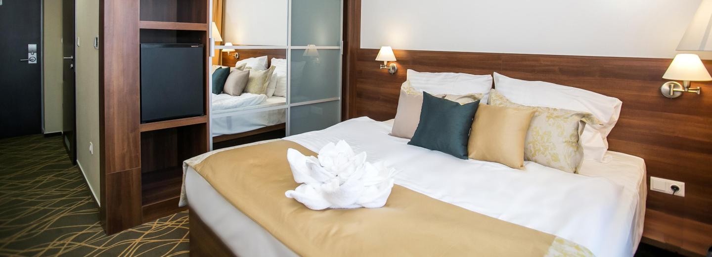 © Eurotours Zimmerbeispiel