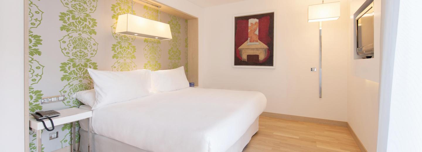 © Eurotours Zimmerbeispiel