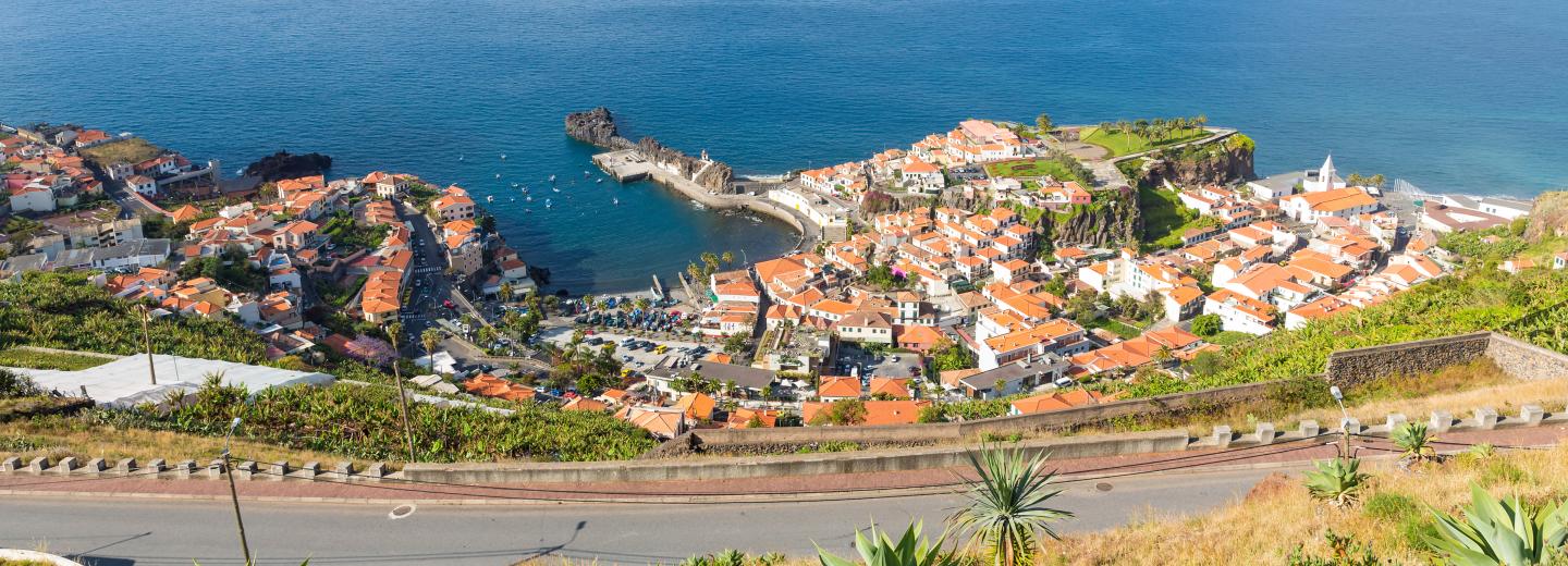 © Eurotours Camara de Lobos