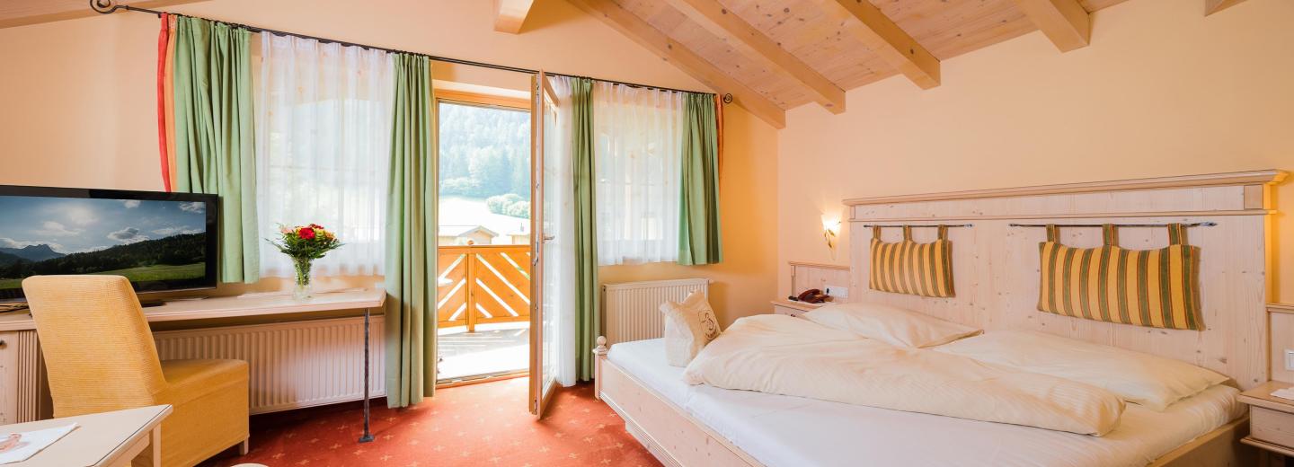 © Eurotours Zimmerbeispiel