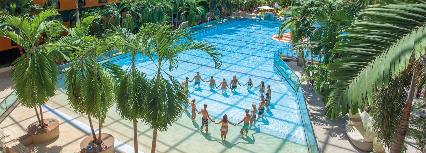 © Therme Erding Wellenbad, THERME ERDING