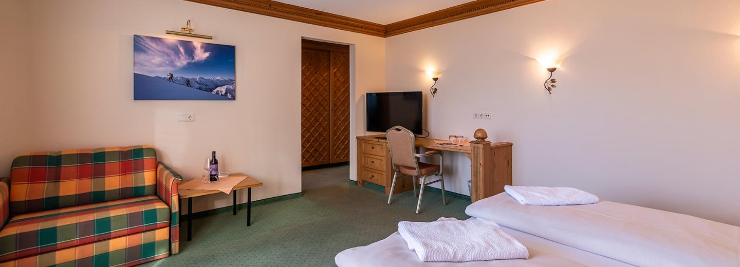 © Eurotours Zimmerbeispiel