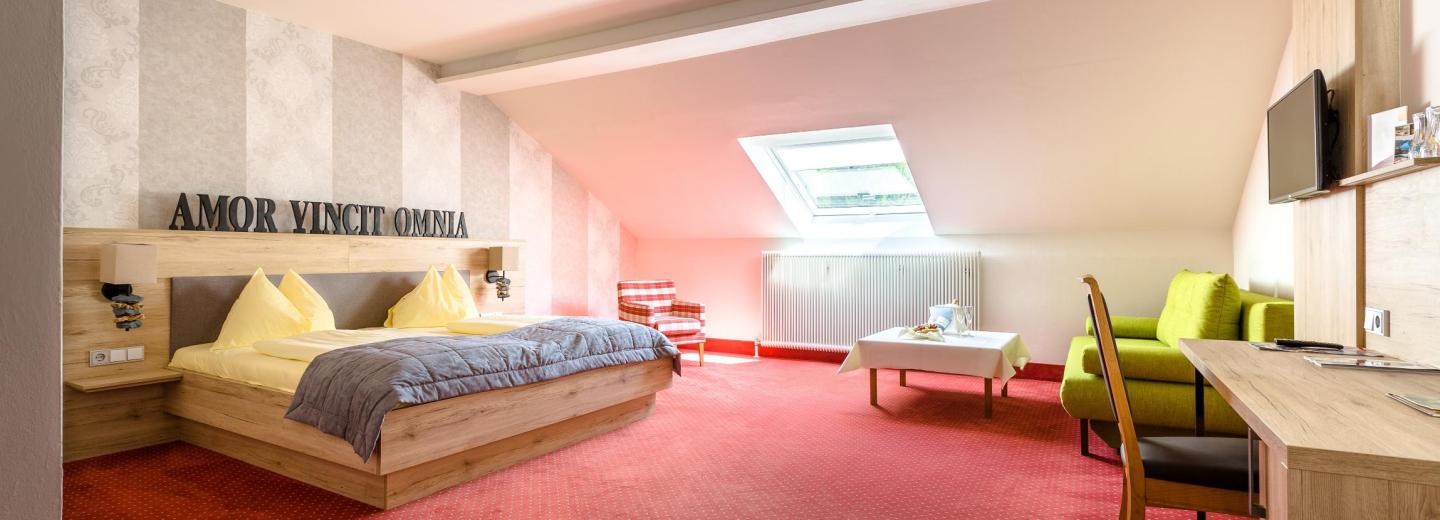 © Eurotours Zimmerbeispiel