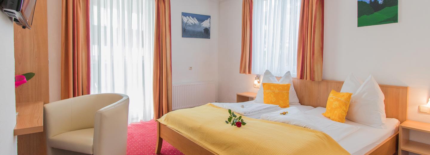 © Eurotours Zimmerbeispiel