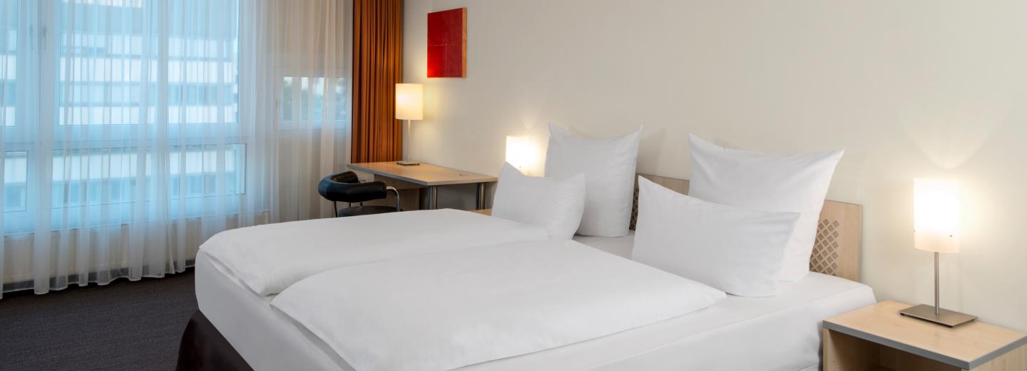 © Eurotours Zimmerbeispiel, Doppelzimmer Standard