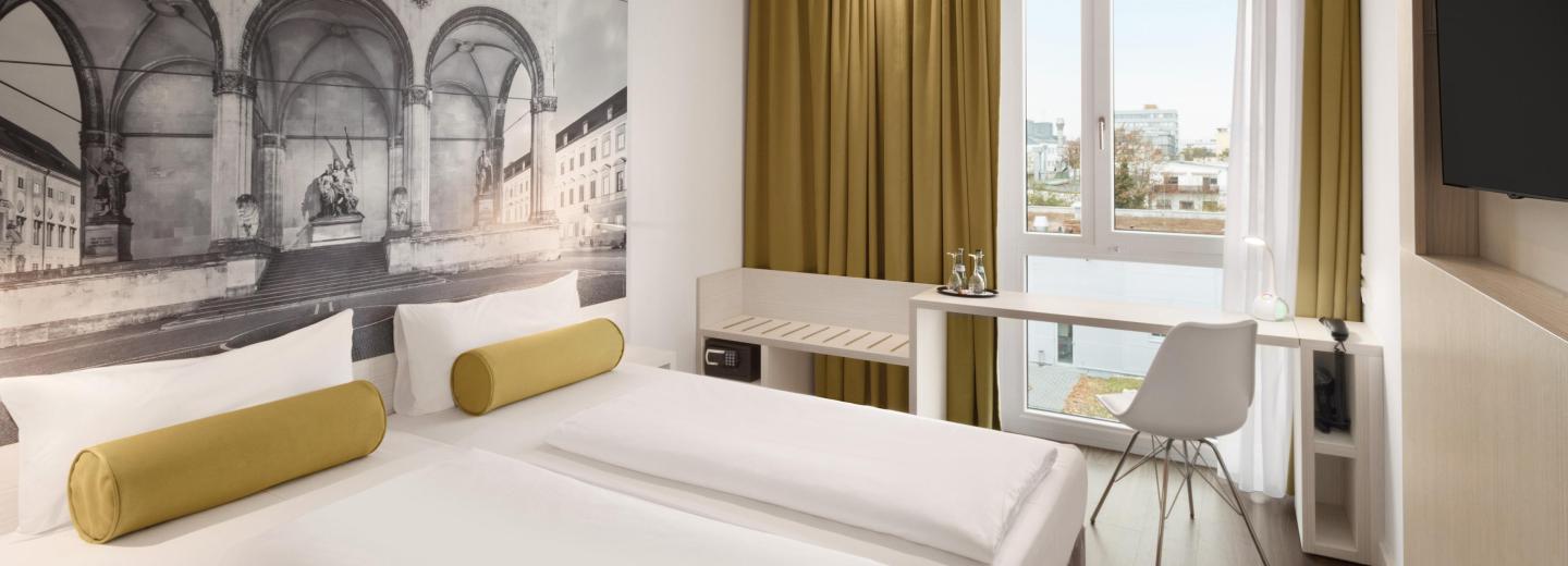 © Eurotours Super 8 Dresden, Dresden