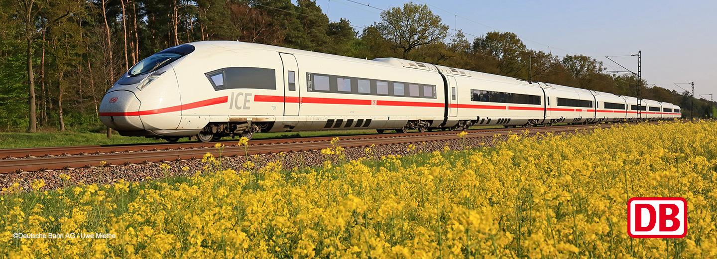 © Deutsche Bahn AG / Uwe Miethe Auf in die Hafenmetropole Hamburg per Bahn