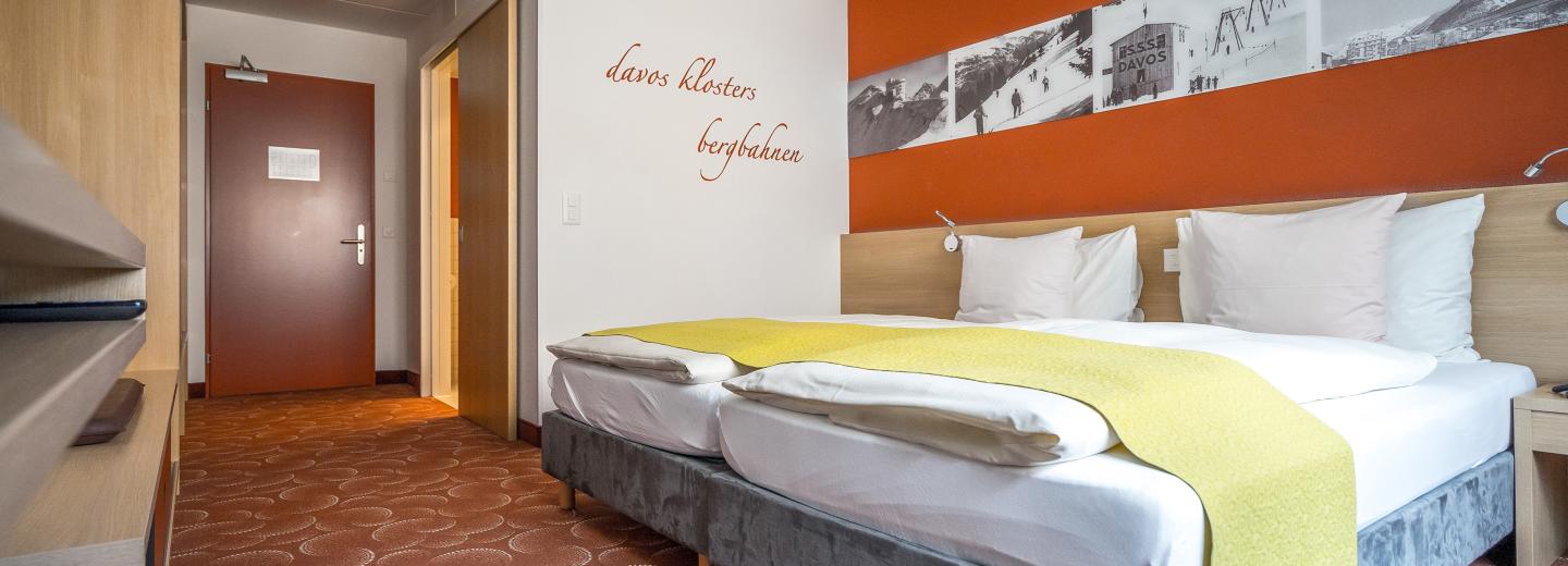 © Eurotours Zimmerbeispiel