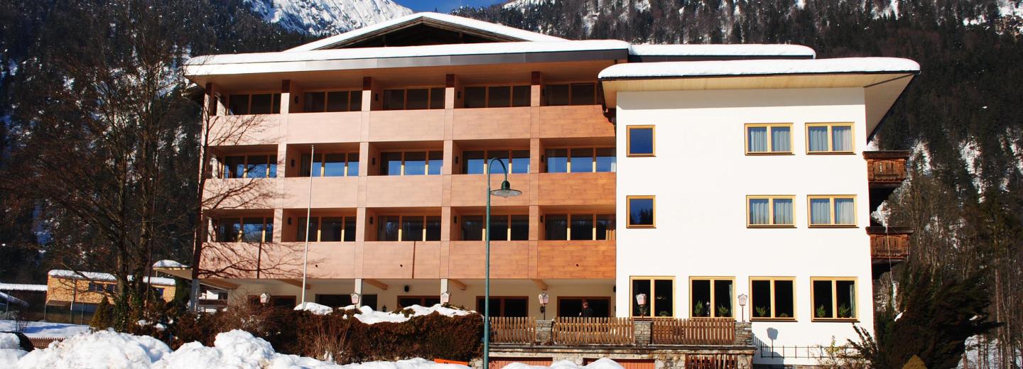 © Eurotours Skiurlaub mit Tiroler Charme in Breitenbach am Inn