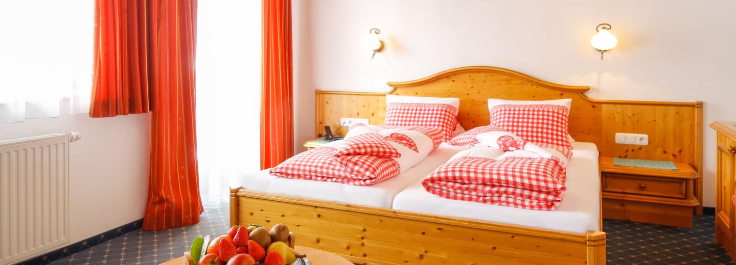 © Eurotours Zimmerbeispiel