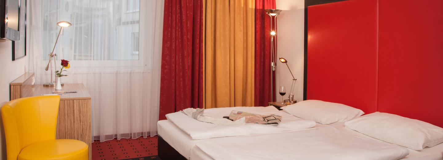 © Eurotours Zimmerbeispiel