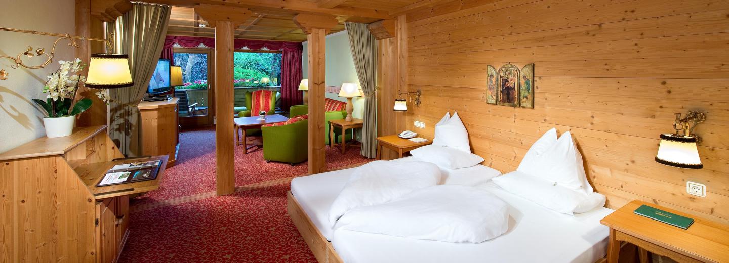 © Eurotours Super-Deluxe Suite