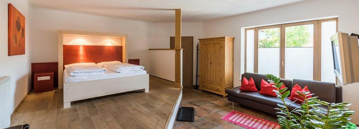© Eurotours Zimmerbeispiel