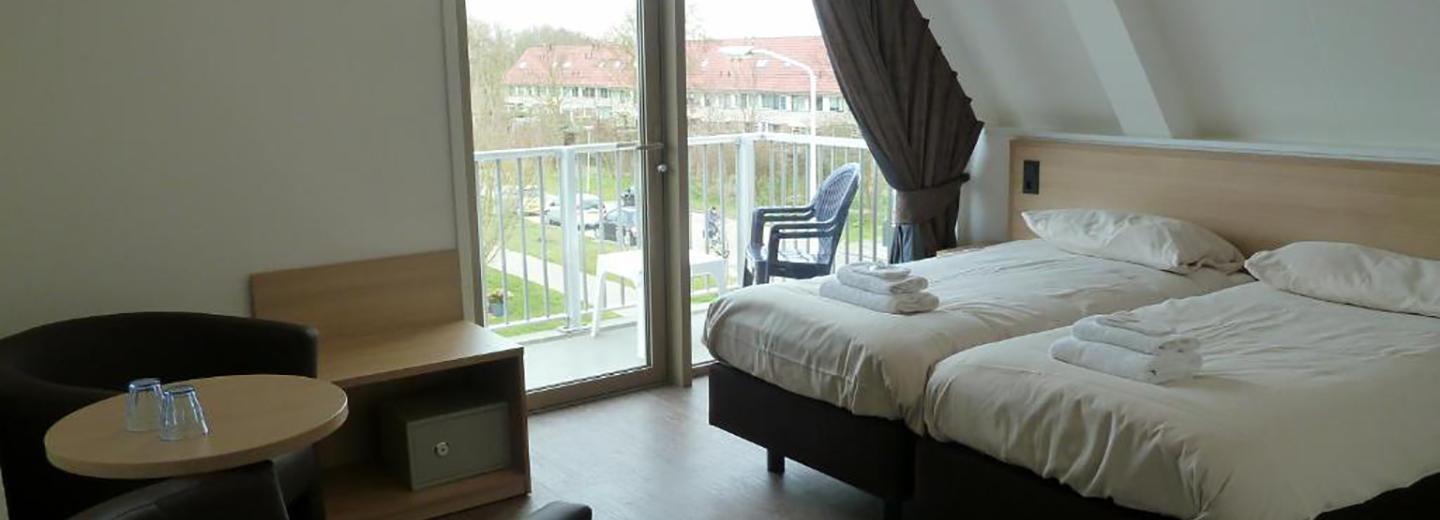 © Eurotours Standard Doppelzimmer mit Balkon