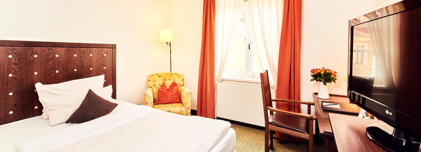 © Eurotours Zimmerbeispiel