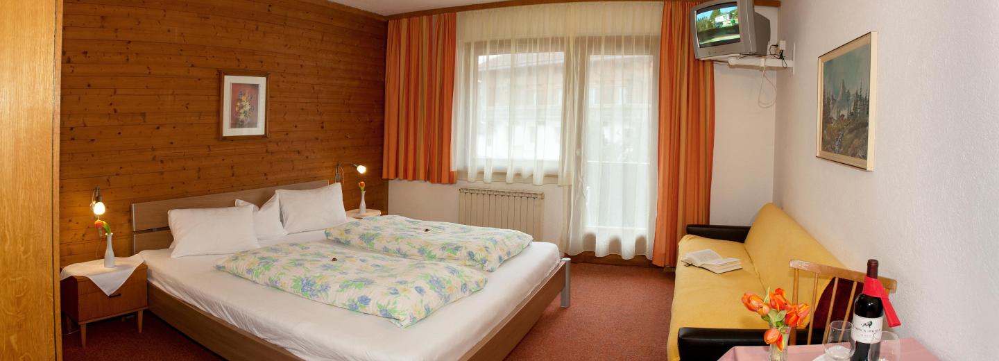 © Eurotours Zimmerbeispiel