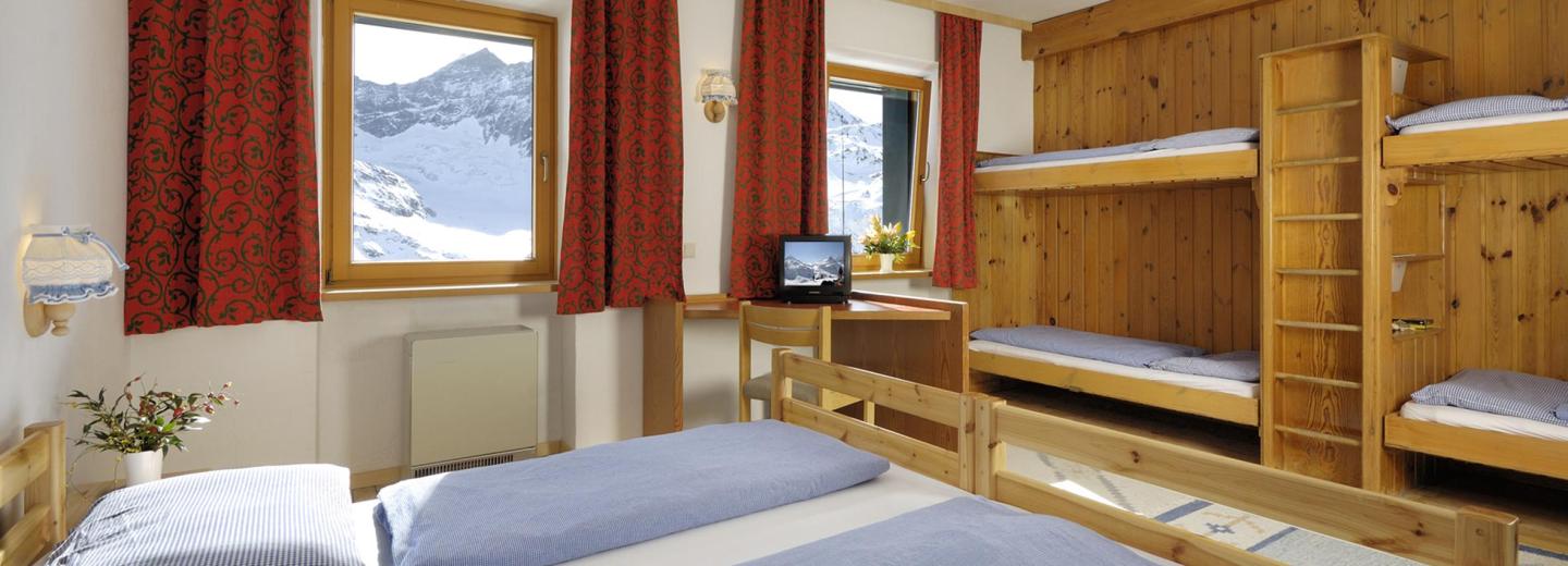 © Eurotours Zimmerbeispiel