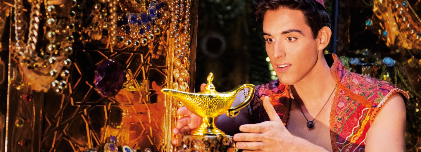 © Stage Entertainment Germany / Deen van Meer / Disney Disneys ALADDIN, Stuttgart
