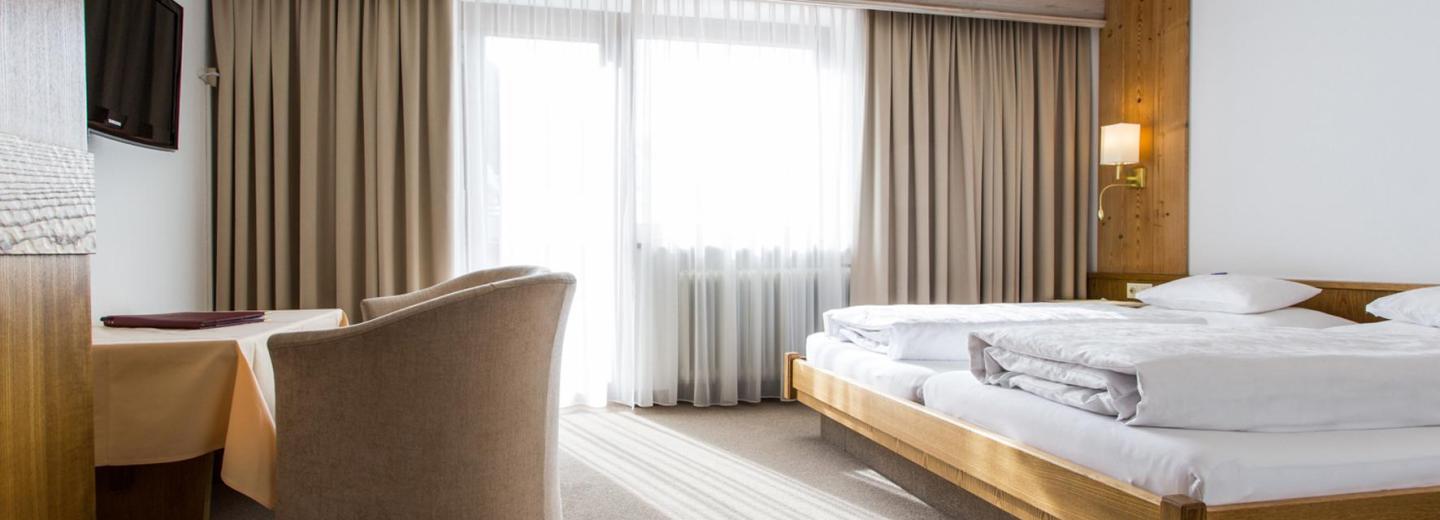 © Eurotours Doppelzimmer Basic Small Residenz A
