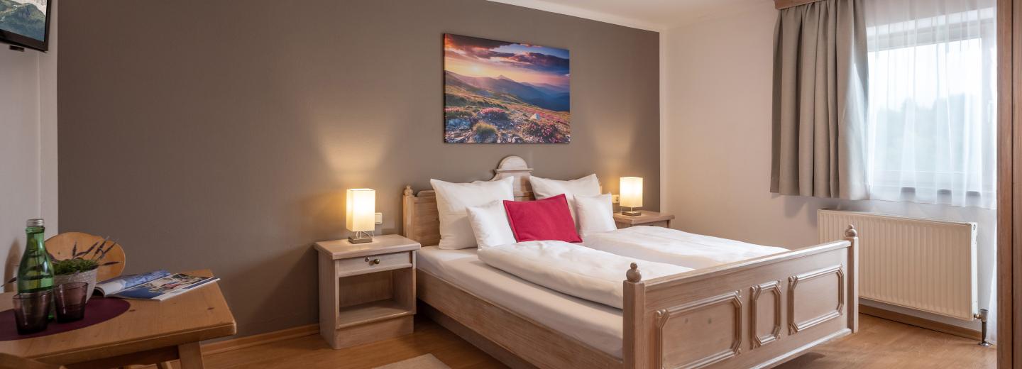 © Eurotours Doppelzimmer – Top Blick auf Wilder Kaiser
