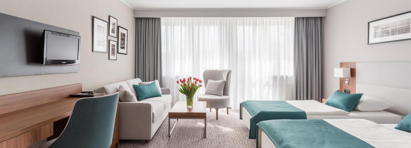 © Eurotours Zwei- bis Dreibettzimmer