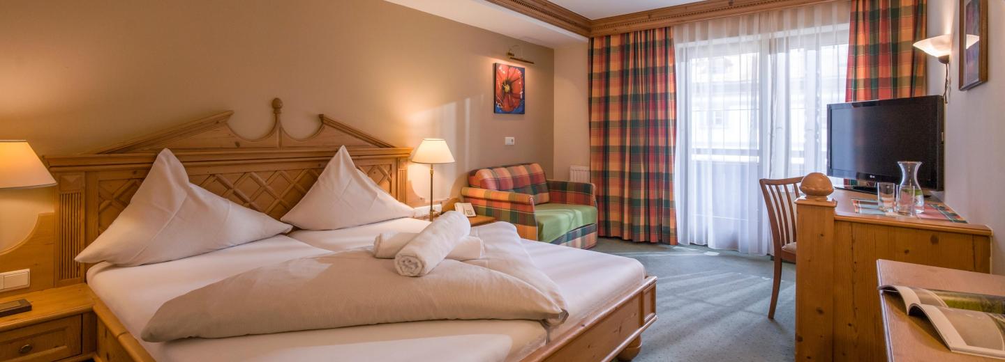 © Eurotours Zimmerbeispiel