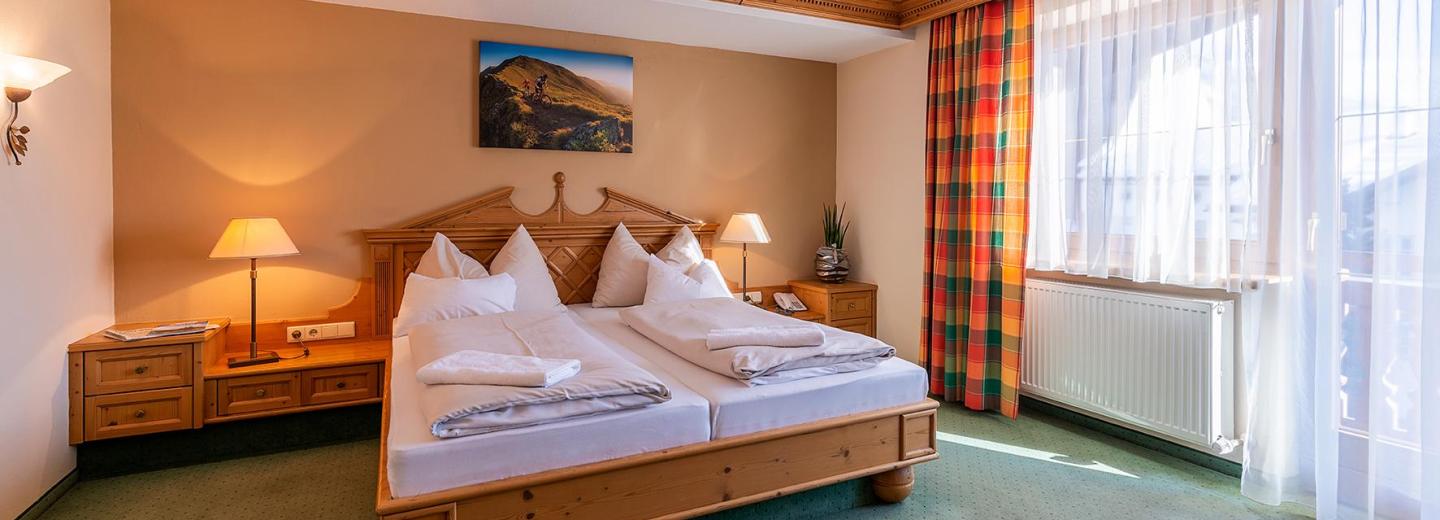 © Eurotours Zimmerbeispiel