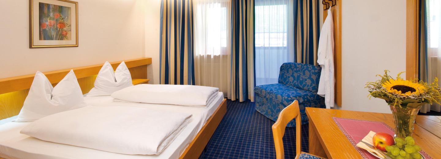 © Eurotours Zimmerbeispiel